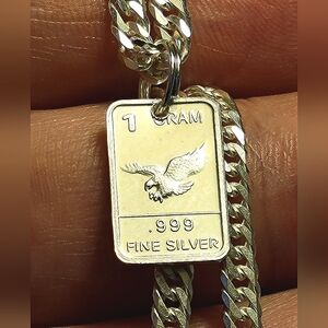 999 Fine Silver Eagle Pendant / Charm > 25mm > 1g - New